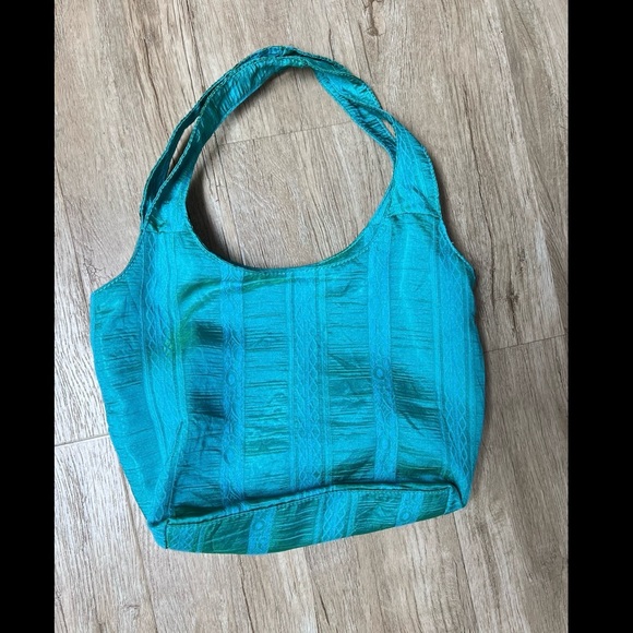 🆕🎁Gold embellished silk-like bright turquoise shoulder purse-vintage-like new - Picture 7 of 16